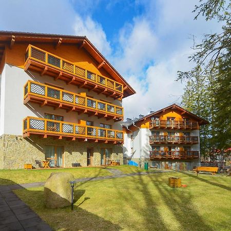 Apartamenty Sun Seasons 24 - Sosnowe ชกลาร์สกา ปอเรมบา ภายนอก รูปภาพ